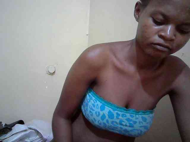 Hotdreamteen001 webcam