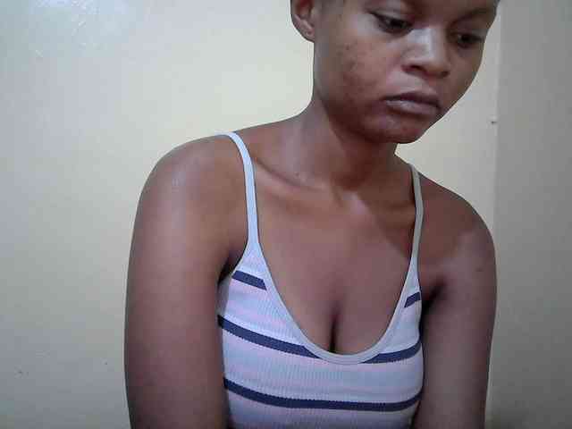 Hotdreamteen001 webcam