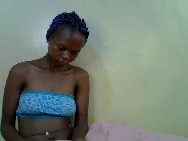 Hotdreamteen001 webcam