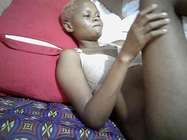 Hotdreamteen001 webcam