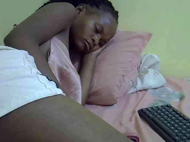 Hotdreamteen001 webcam