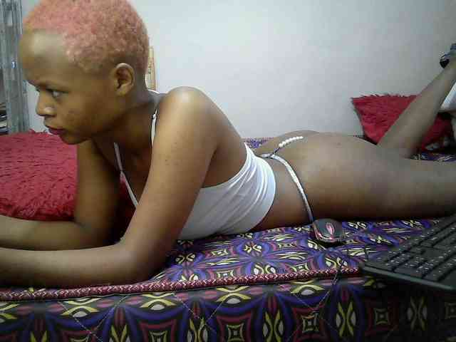 Hotdreamteen001 webcam