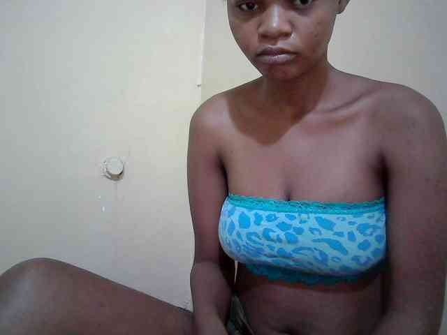 Hotdreamteen001 webcam