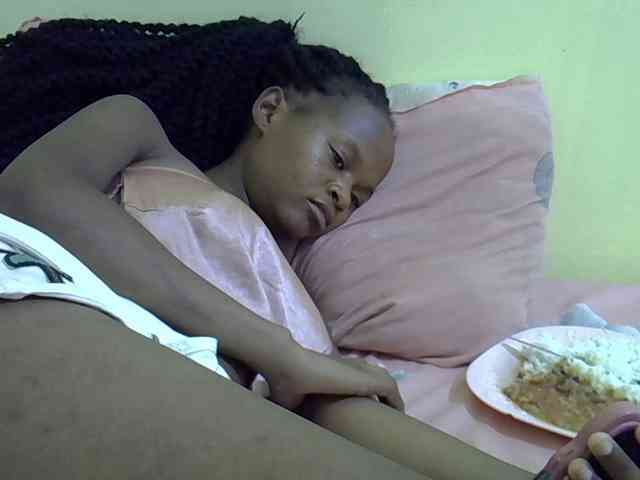 Hotdreamteen001 webcam