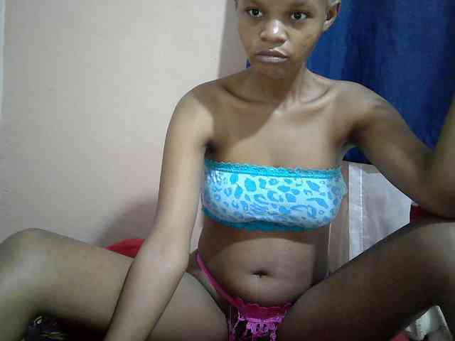 Hotdreamteen001 webcam