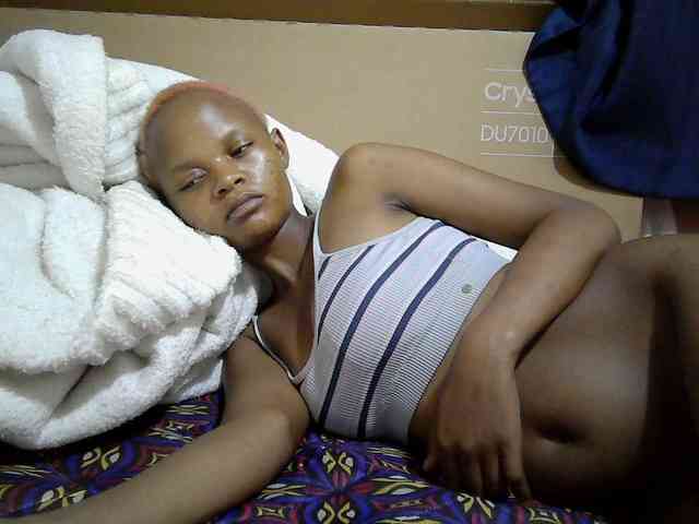 Hotdreamteen001 webcam