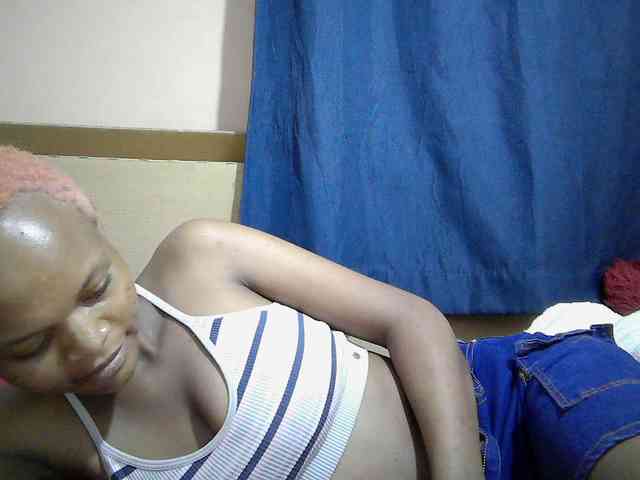 Hotdreamteen001 webcam