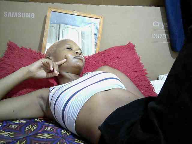 Hotdreamteen001 webcam