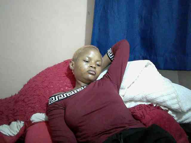 Hotdreamteen001 webcam