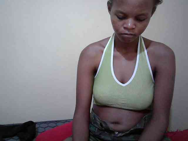 Hotdreamteen001 webcam