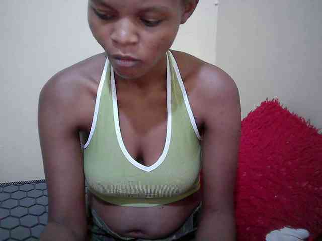 Hotdreamteen001 webcam