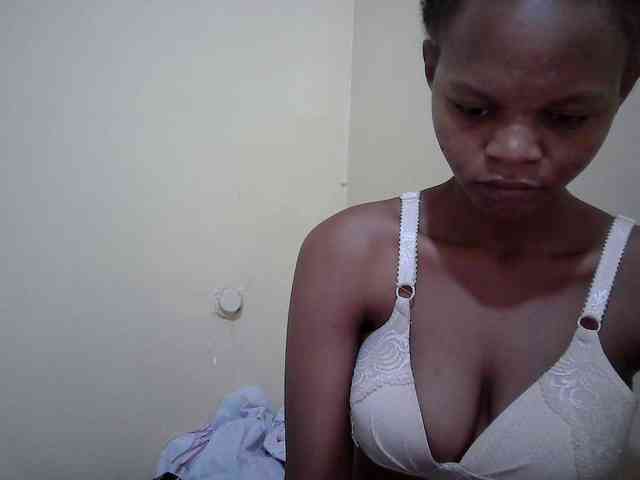 Hotdreamteen001 webcam