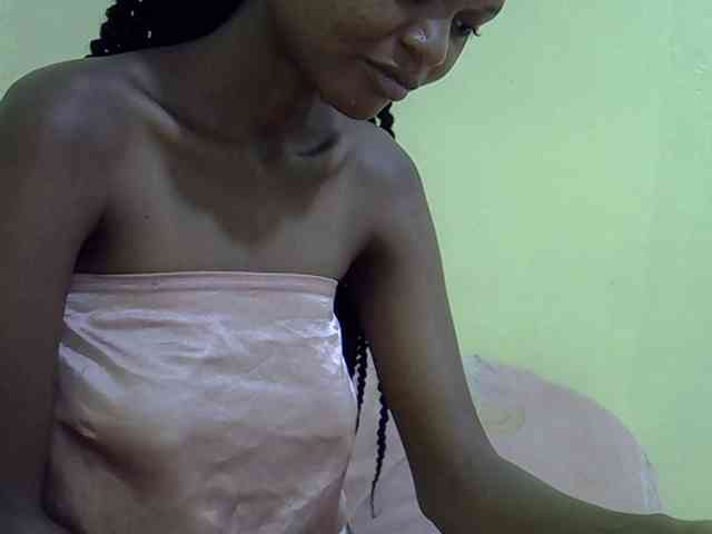 Hotdreamteen001 webcam