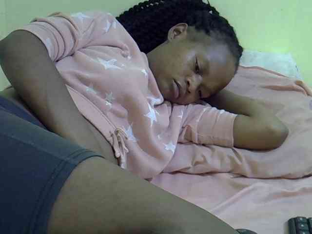 Hotdreamteen001 webcam