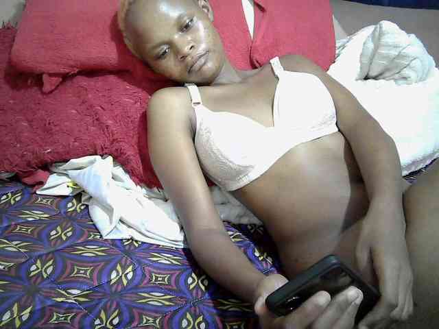 Hotdreamteen001 webcam