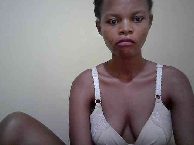 Hotdreamteen001 webcam