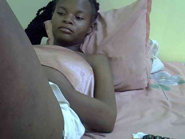 Hotdreamteen001 webcam