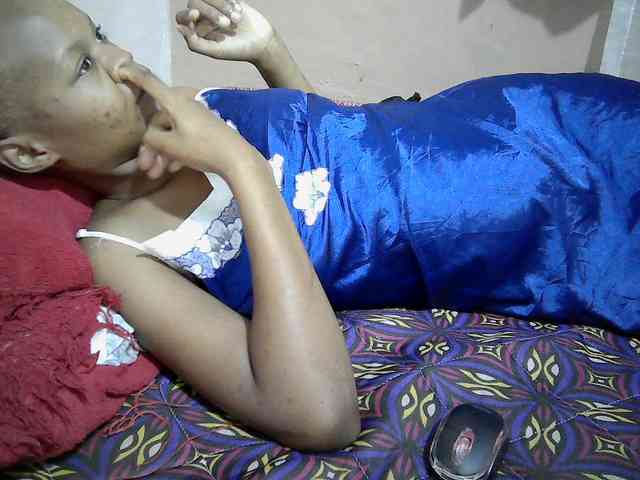 Hotdreamteen001 webcam