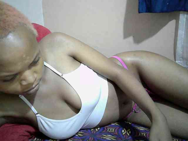 Hotdreamteen001 webcam