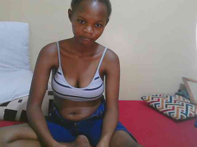 Hotdreamteen001 webcam