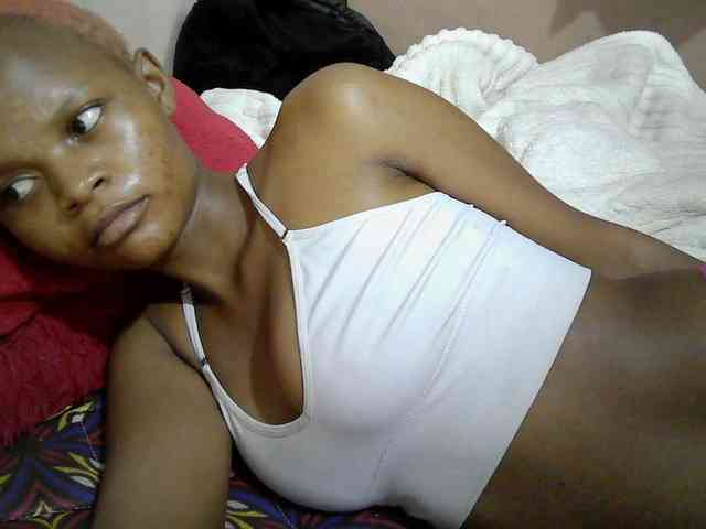 Hotdreamteen001 webcam