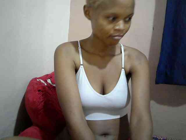 Hotdreamteen001 webcam