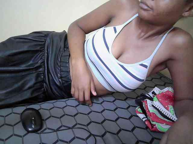 Hotdreamteen001 webcam