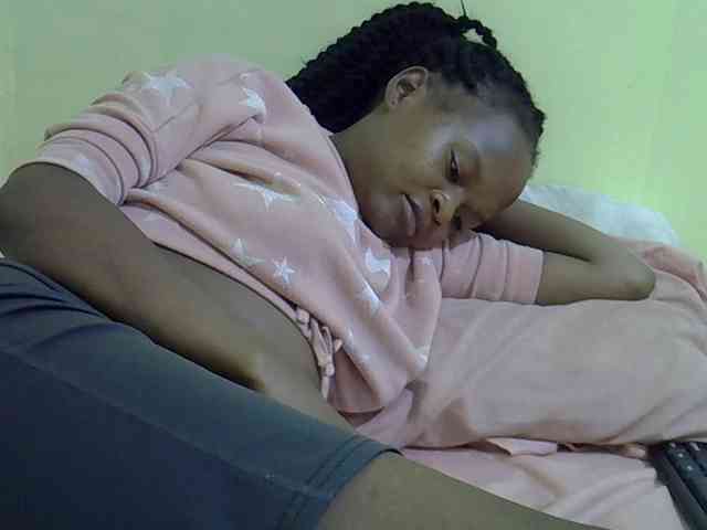 Hotdreamteen001 webcam