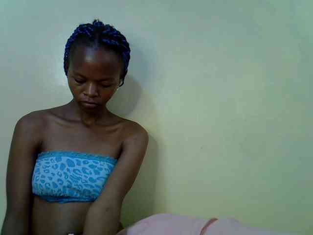 Hotdreamteen001 webcam