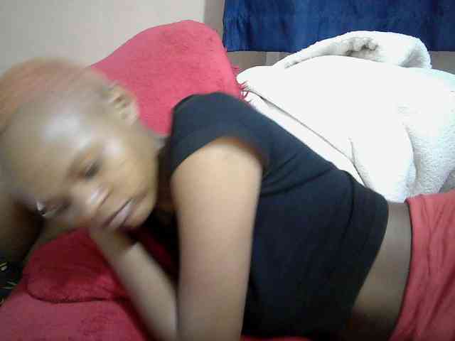 Hotdreamteen001 webcam