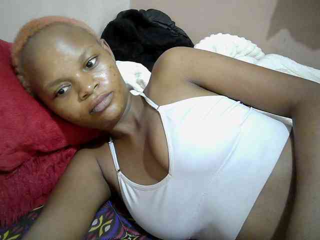 Hotdreamteen001 webcam