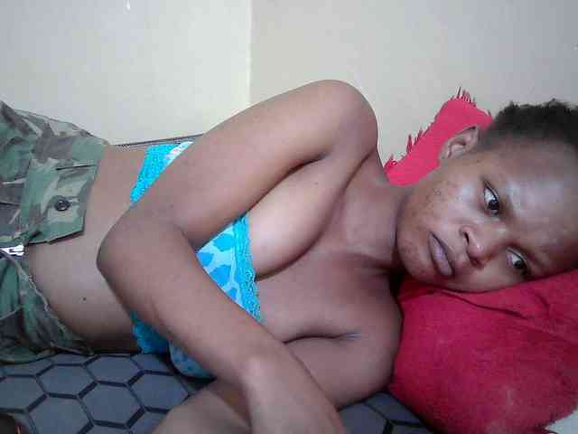 Hotdreamteen001 webcam