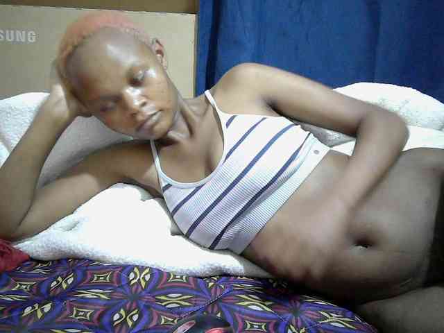 Hotdreamteen001 webcam