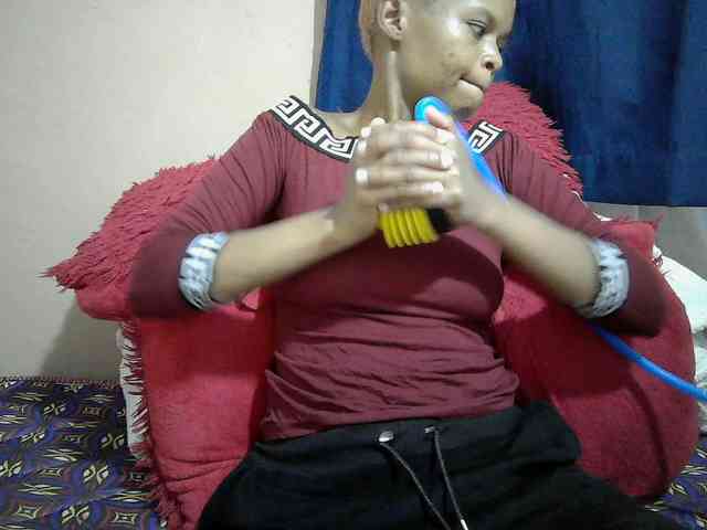 Hotdreamteen001 webcam