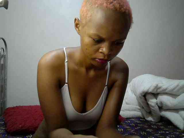 Hotdreamteen001 webcam