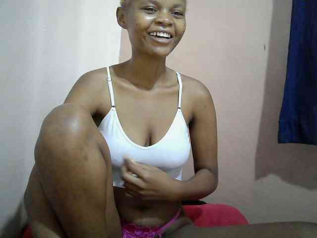 Hotdreamteen001 webcam