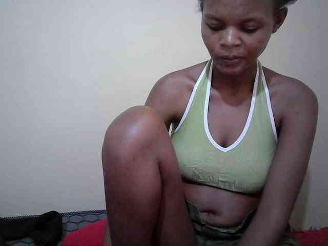 Hotdreamteen001 webcam