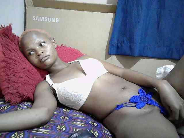 Hotdreamteen001 webcam