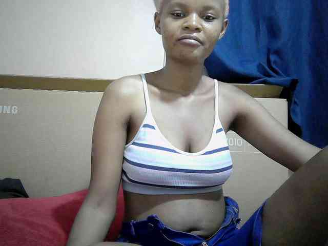 Hotdreamteen001 webcam