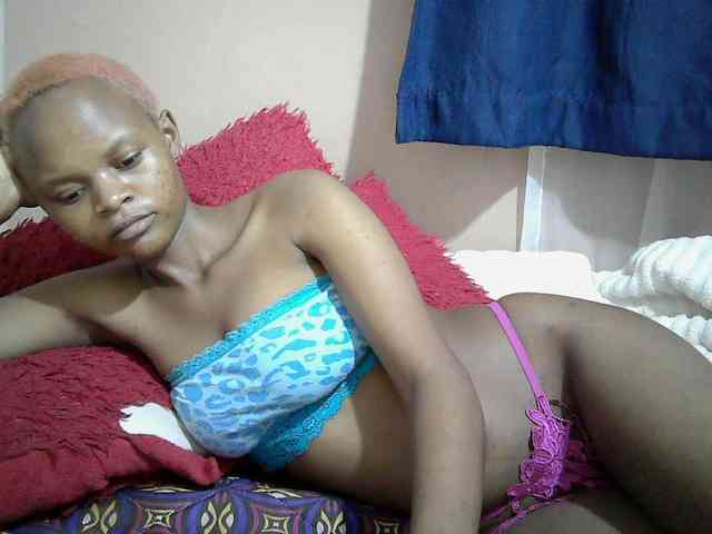 Hotdreamteen001 webcam