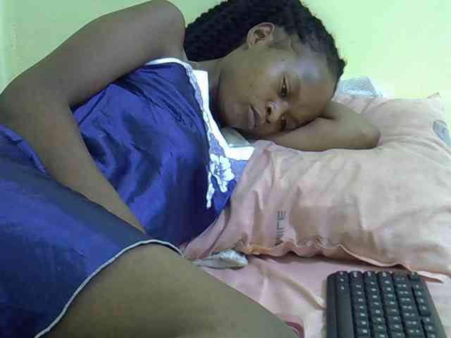 Hotdreamteen001 webcam