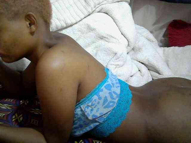 Hotdreamteen001 webcam