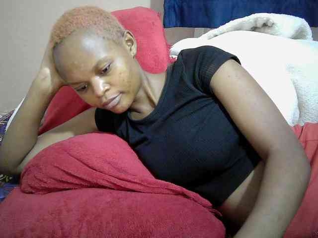 Hotdreamteen001 webcam