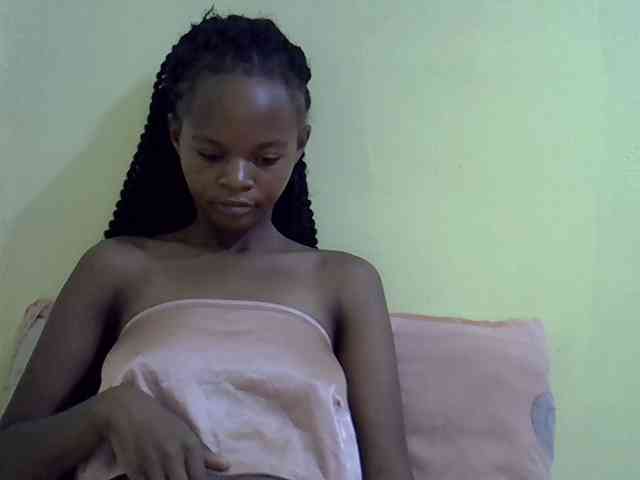 Hotdreamteen001 webcam