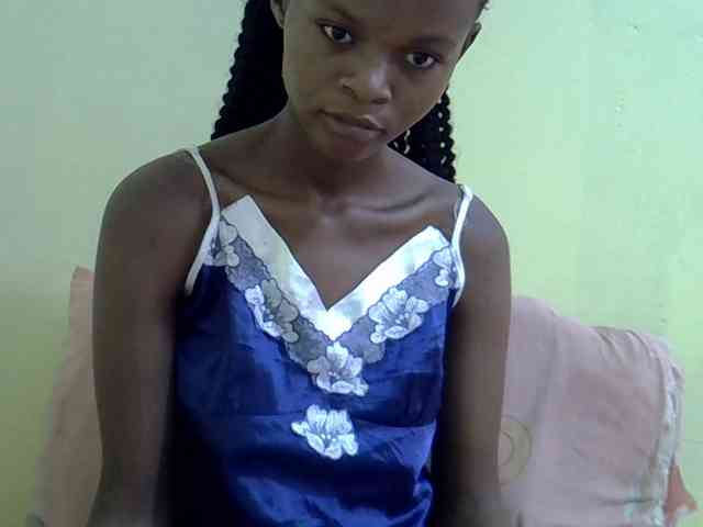 Hotdreamteen001 webcam