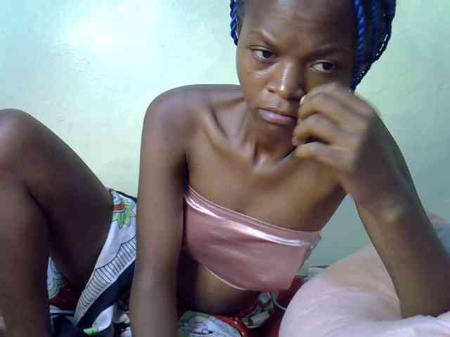 Hotdreamteen001 webcam