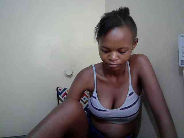 Hotdreamteen001 webcam