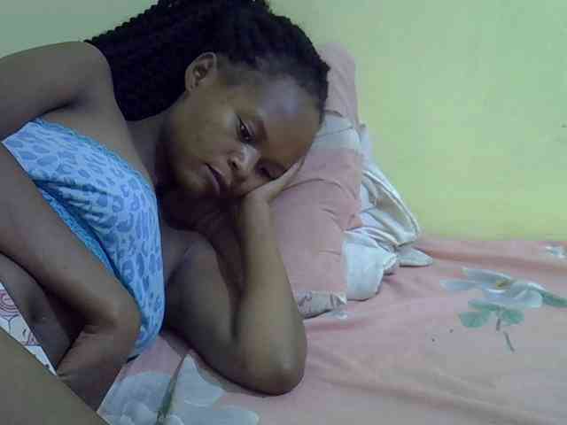 Hotdreamteen001 webcam