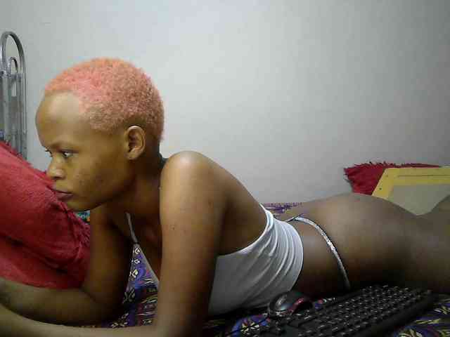 Hotdreamteen001 webcam