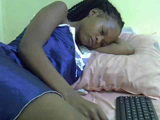 Hotdreamteen001 webcam